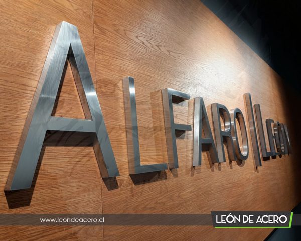 Letreros de acero inoxidable 001
