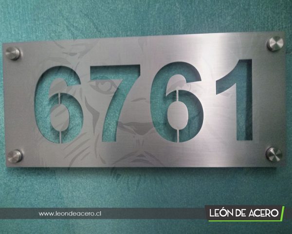 Números de acero inoxidable 007